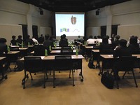 2025/10/18 211wpu^wACƂ́u𗬉v